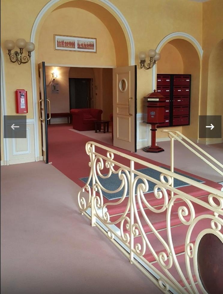 Appt Lumineux, Thermes Et Montagne Ла-Бурбуль Экстерьер фото